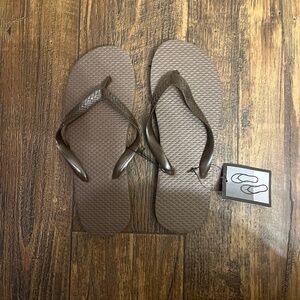 Flip flops